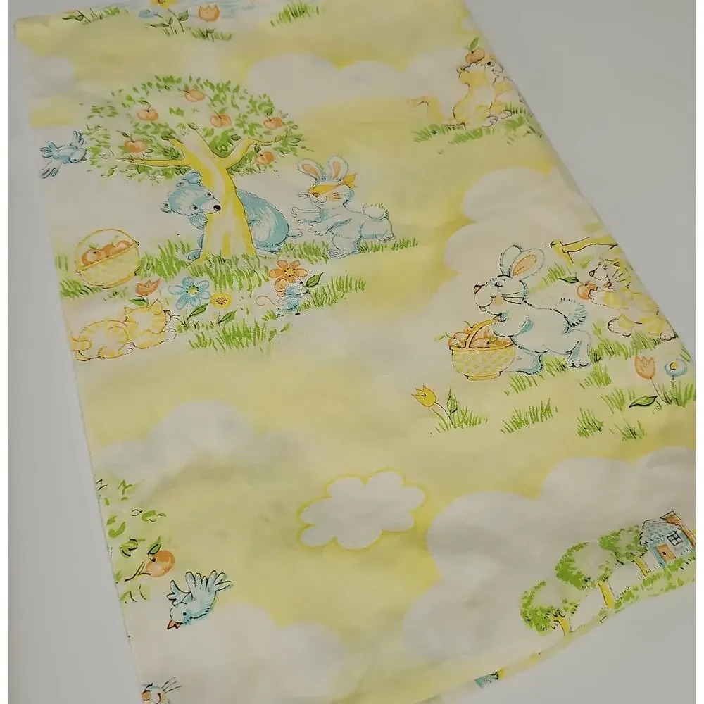 1978 Dundee Mills Vintage Baby Toddler Pillowcase Yellow Bear Duck Bunny